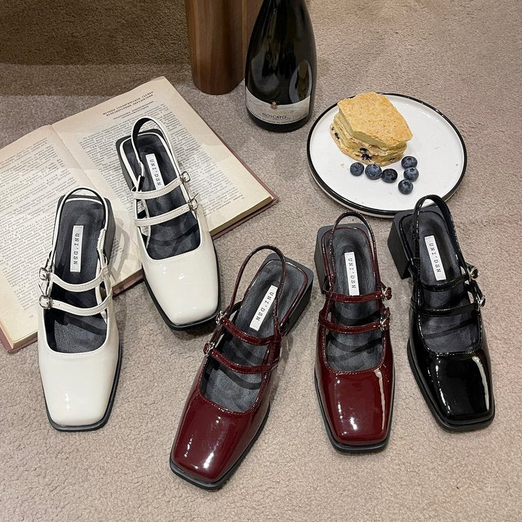Dame Slingback-Pumper med smart dobbelt rem og glitrende overflade Stilla