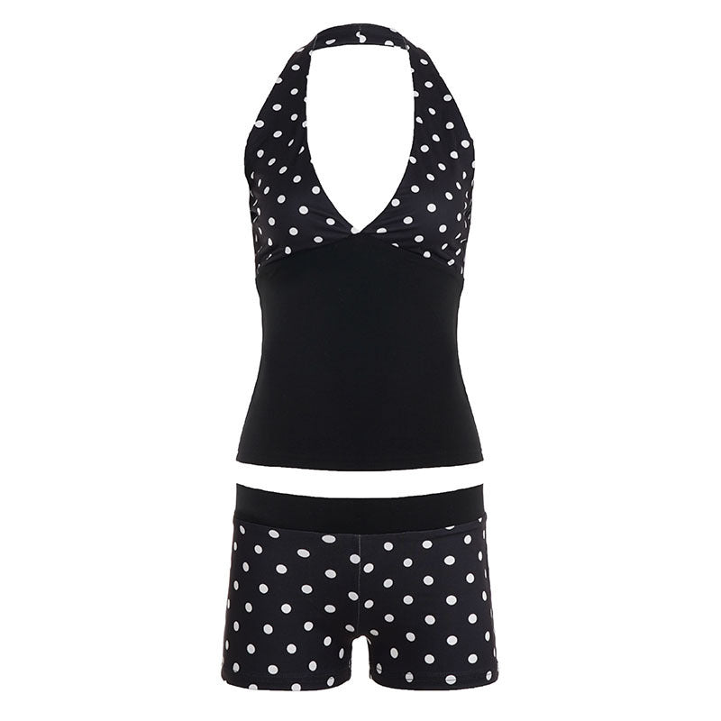 Dame-sæt bestående af top og shorts med polka-prikker Skovae