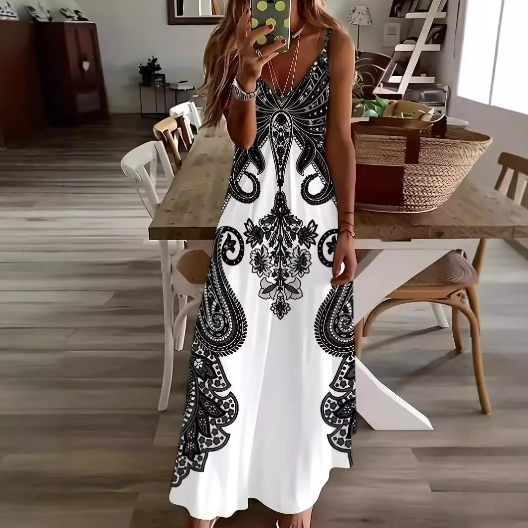 Dame Maxikjole med blomster paisley-design og spaghetti-stropper Stilla