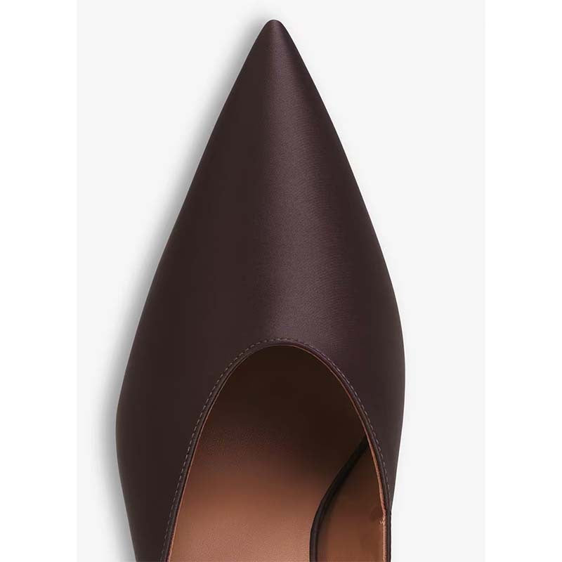 Femme Chic Spids-Tå Wedge Mules med slankt design Stilla