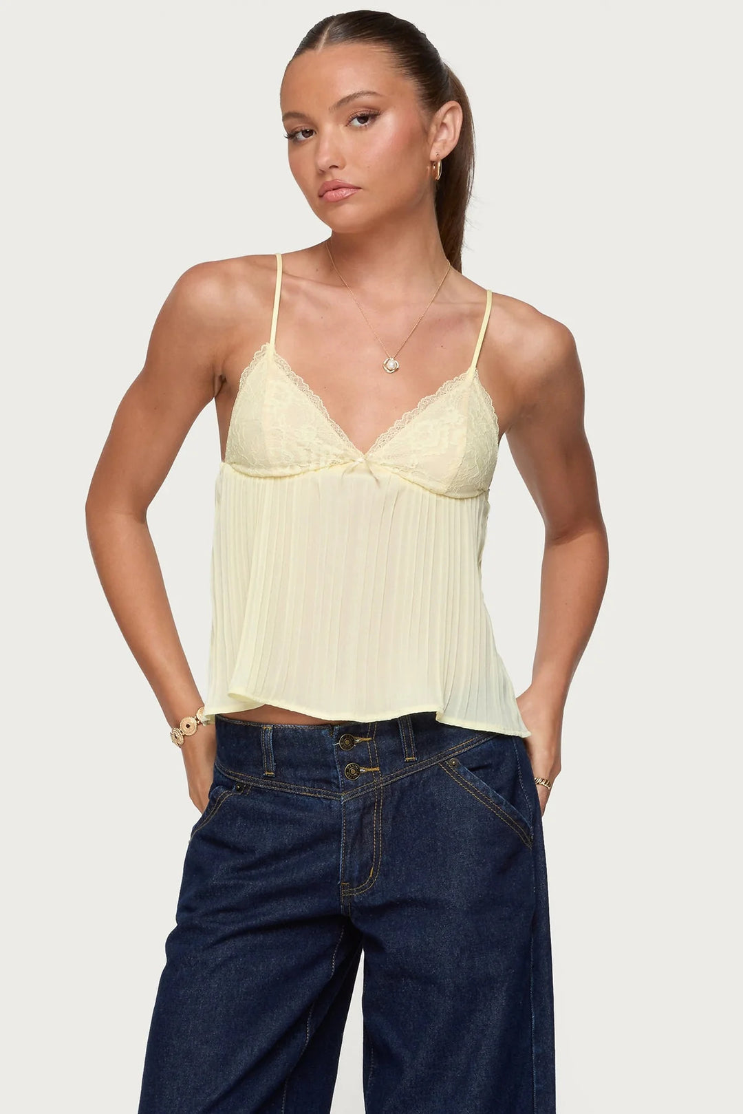Damer Chiffon Top med spidspunkter og plisseret design Skovae