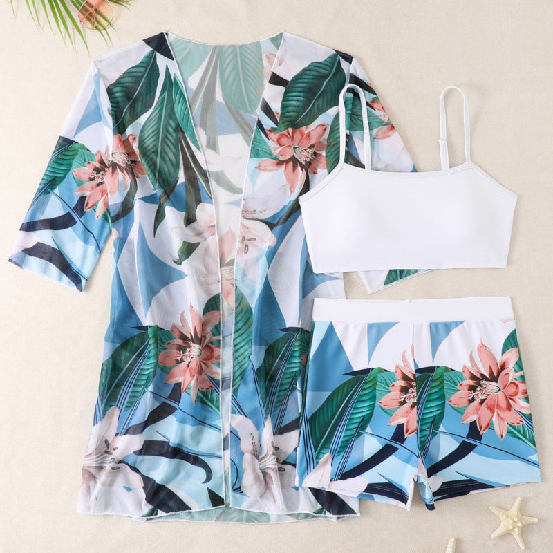 Dame Strand-sæt med luftig kimono-jakke og afslappede shorts Stilla