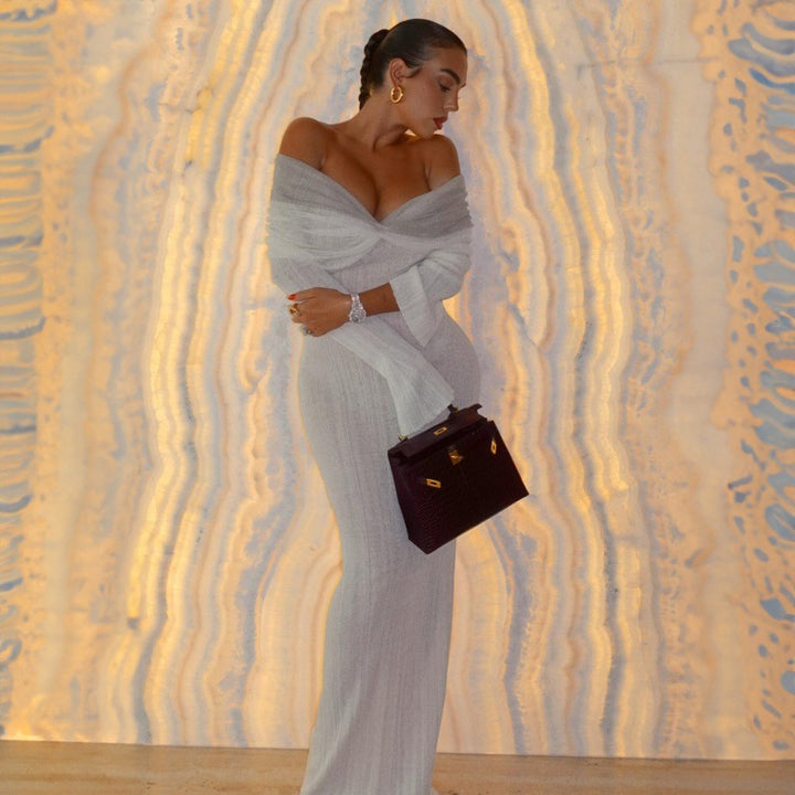 Damer elegant Off-Shoulder Maxikjole med figursiddende snit og raffineret drapering Stilla