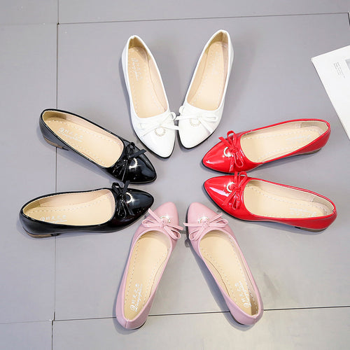 Dame Ballerinas med elegant sløjfe-design og skinnende accent Stilla