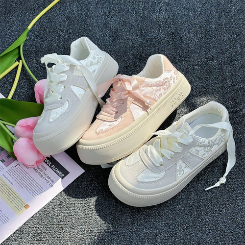 Dame modische Sneakers med glitrende overdel og elegante satin snørebånd Stilla