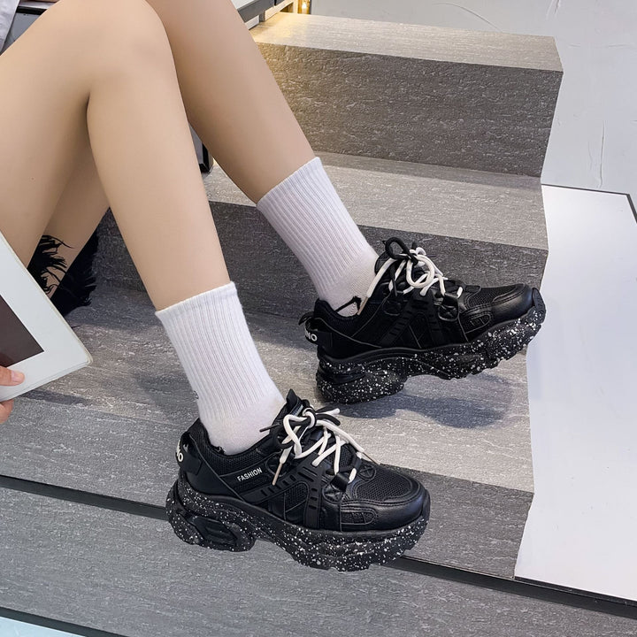 Dame Fashion Sneakers med innovativ mesh-konstruktion og skridsikker sål Stilla