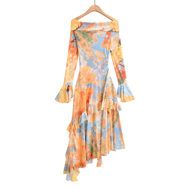 Dame asymmetrisk maxikjole med rufledetaljer og off-shoulder design Stilla