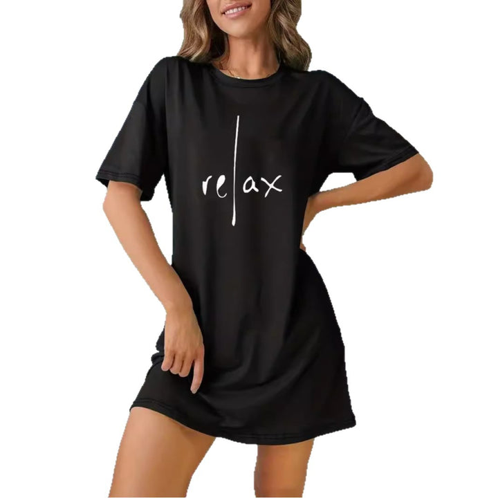Dame Oversized T-Shirt med inspirerende tekst og iøjnefaldende grafisk design Skovae