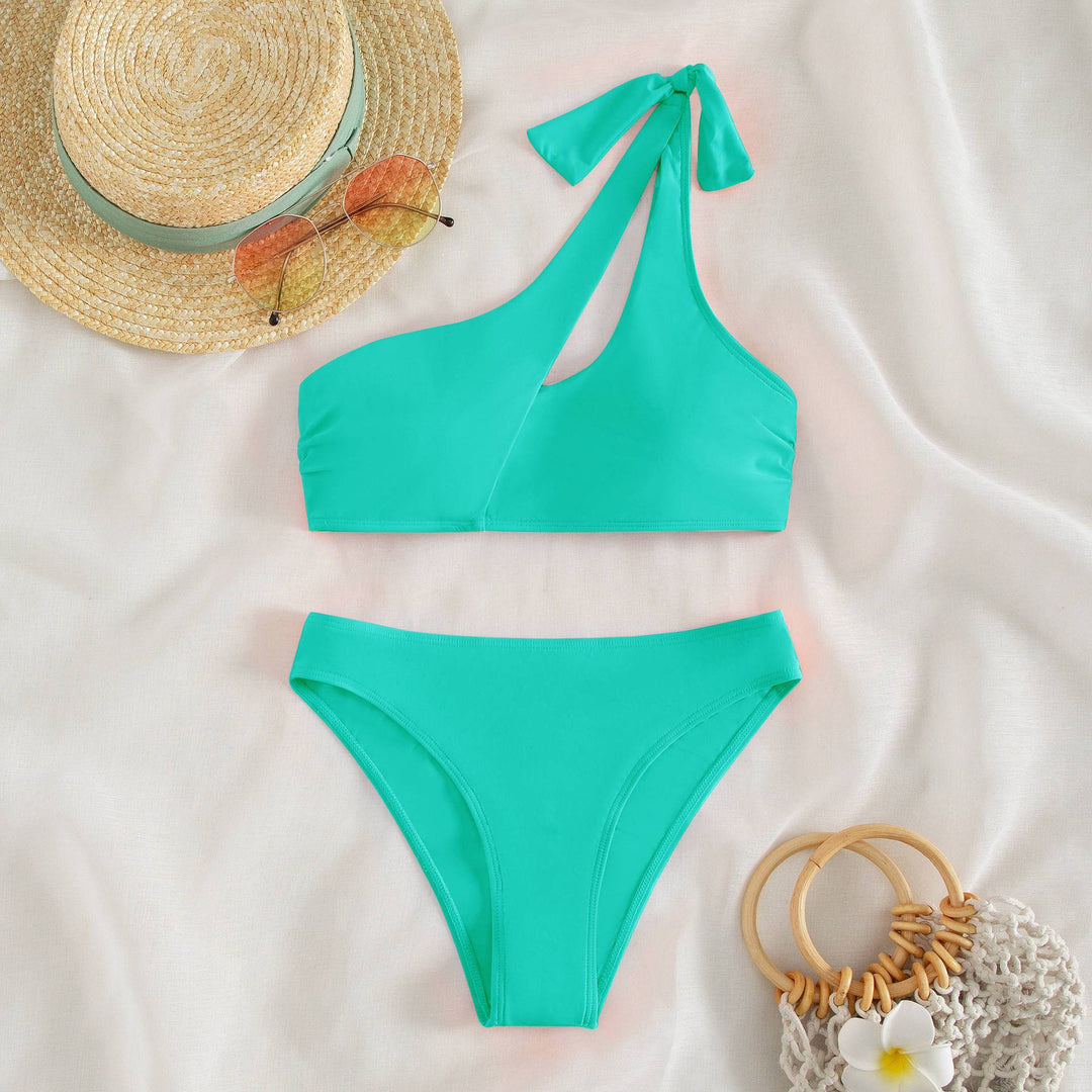 Dame asymmetrisk bikini med moderne cut-outs Skovae