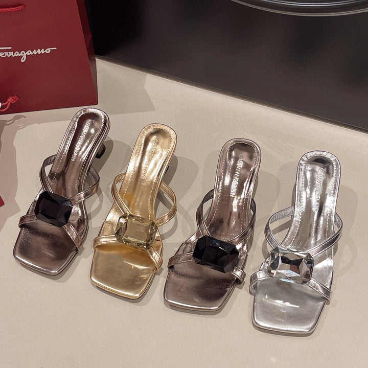 Dame Statement Højhælede Slide Sandaler med elegant Ædelstensaccent Stilla