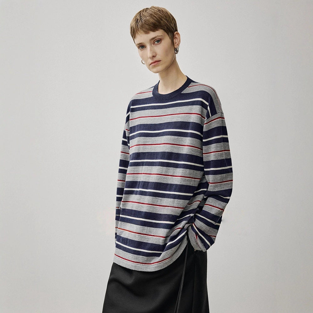 Kvinders oversized strikket sweater med nutidig stribet mønster Stilla