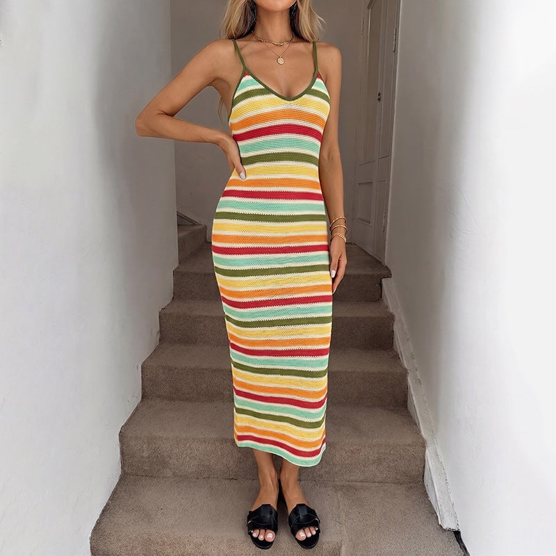 Damen Strick-Kleid im lässigen Streifenmuster mit schmalen Spaghetti-Trägern Skovae