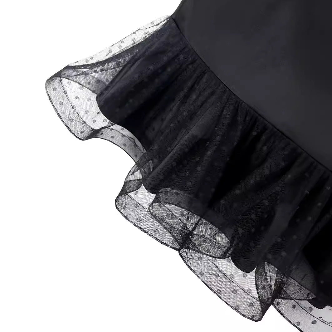 Dame figurformerende blyantnederdel med gennemsigtig voluminøse draperinger