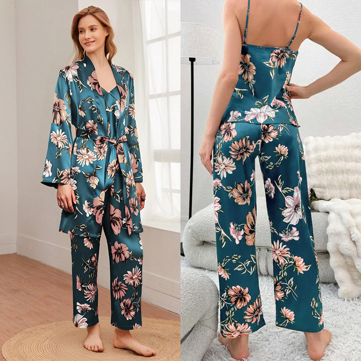 Dame Satin Pyjamasæt med blomsterdesign og farverige detaljer Stilla