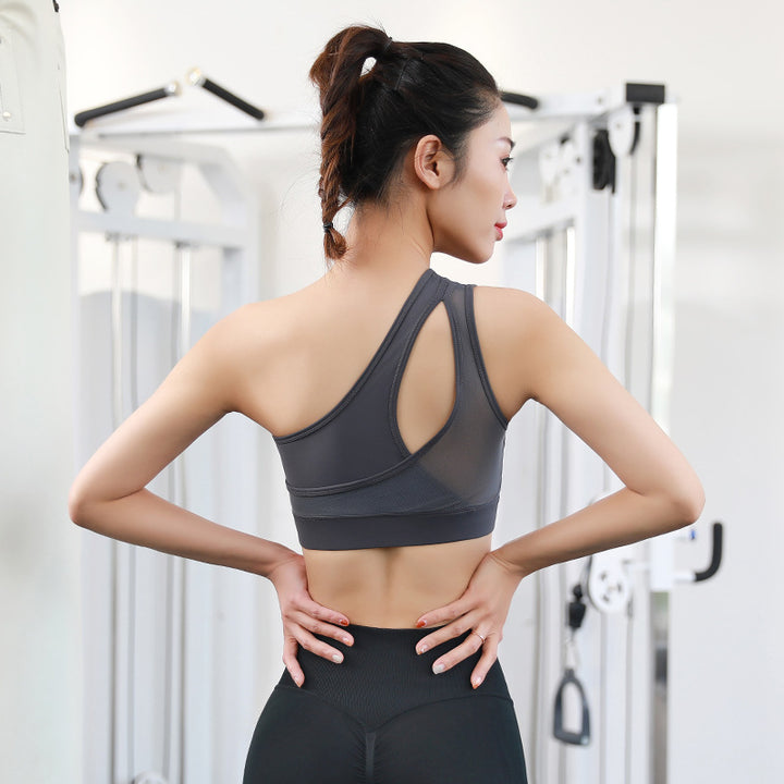 Dame Sport BH med asymmetrisk design og innovativt cut-out Stilla