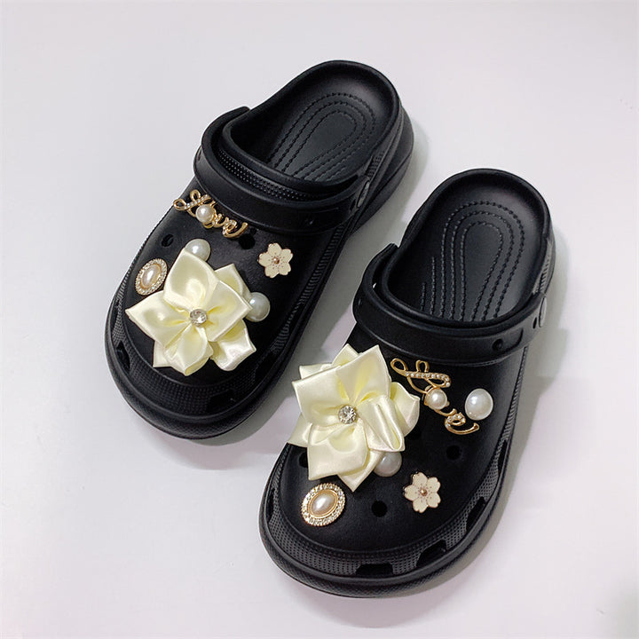 Damer Legesyge Clogs med elegant blomstersmykning og personlige accentuer Stilla