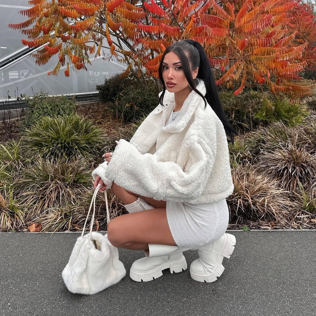 Kvinders hyggelige teddy fleece jakke med kort pasform Stilla