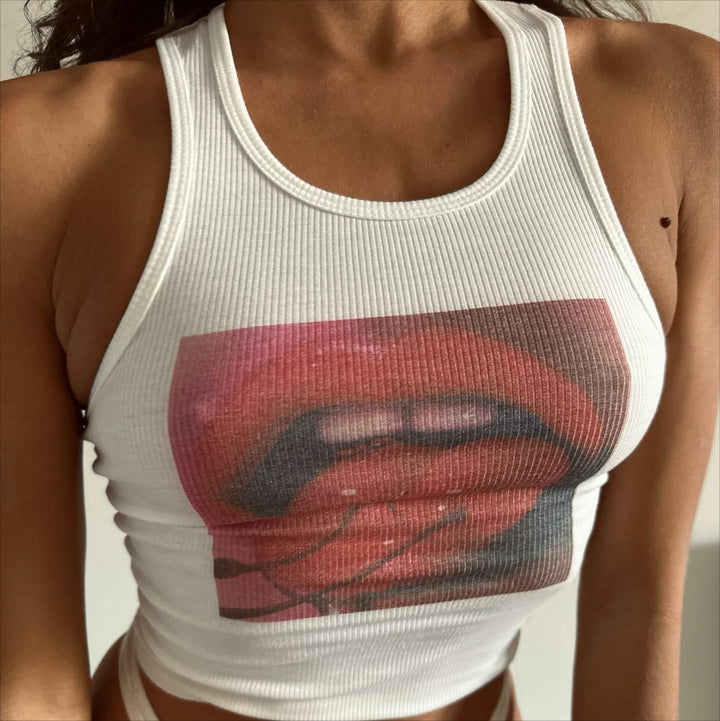 Dame tanktop med iøjnefaldende grafisk tryk Skovae