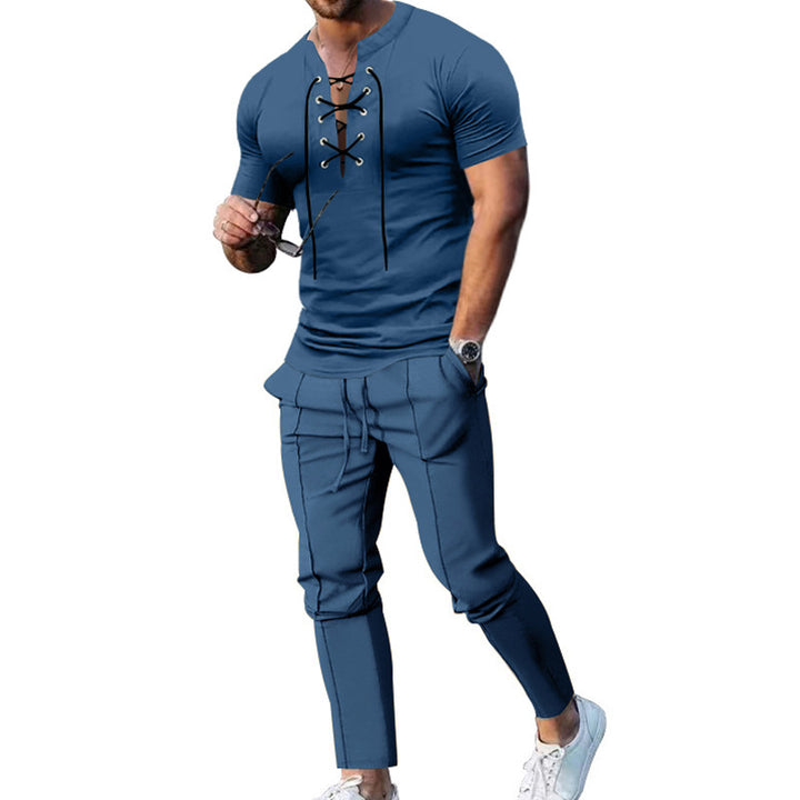 Herrer afslappet sportoutfit med moderne snøredesign og praktiske lommer Stilla