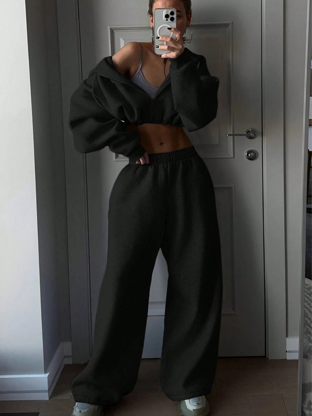 Dame oversized Crop-Hoodie med bred pasform og behagelige joggingbukser Stilla