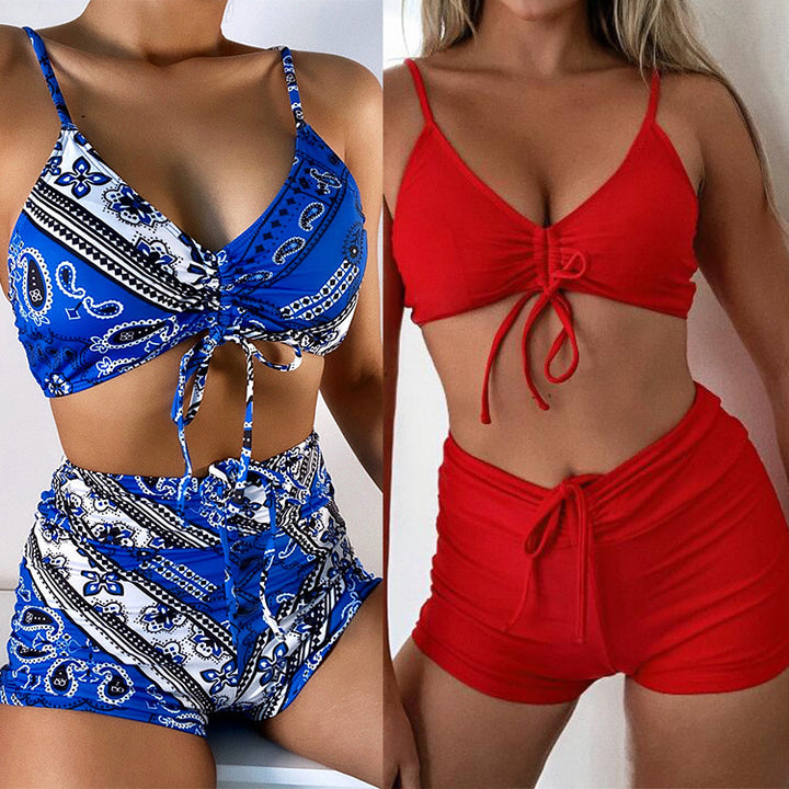 Dame bikini-sæt med stribede shorts og elegant top Stilla