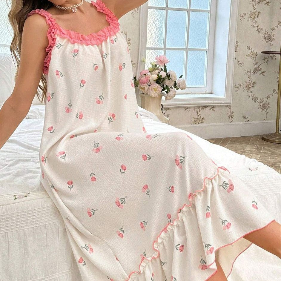 Femme Flirty Floral Rynkekant Nattøj Stilla