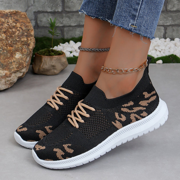 Dame Åndbare Sneakers med elastisk Overdel og skridsikker Sål Stilla