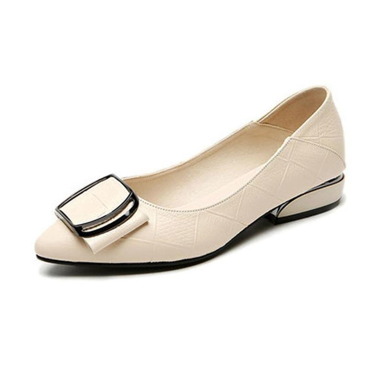 Dame ballerinas med moderne spænde-applikation og elegant design Stilla