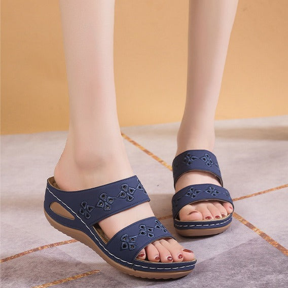 Dame Komfortable Rem-sandaler med dekorative broderier Stilla