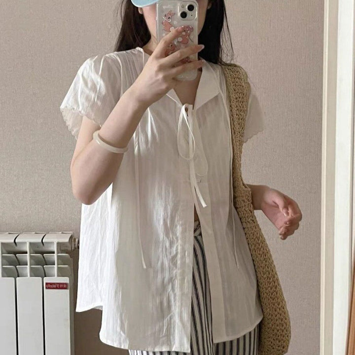 Femme Letvægts Button-Up Skjorte med Bindebånd-Detalje Stilla