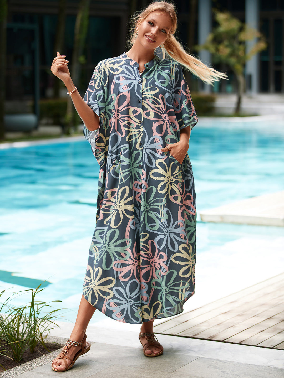 Dame Kaftan med løs pasform og blomsterdesign Stilla