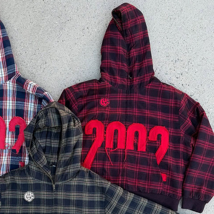 Kvinders afslappede hoodie bluse med ternet mønster og voluminøse ærmer Stilla