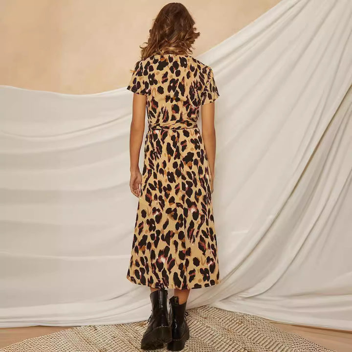 Dame omslag kjole med høj-lav kant og leopard mønster Stilla