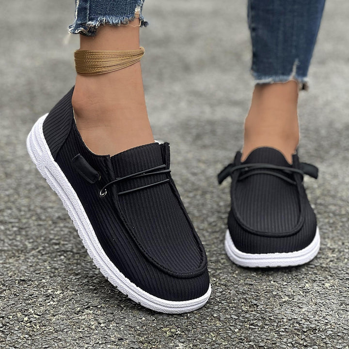 Dame Slip-On fritidssko med skridsikker sål og åndbart overdæk Stilla