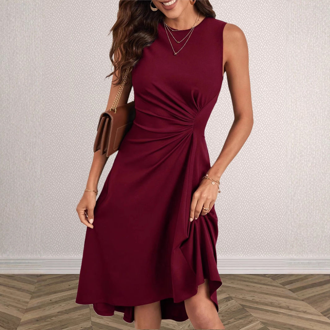 Dame pencilkjole med asymmetrisk kant og raffineret draperingseffekt Stilla