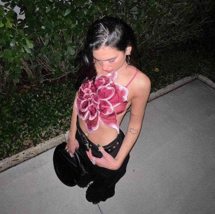 Dame Blomster-Crop-Top med 3D blomsterapplikationer og gennemsigtigt stof Skovae