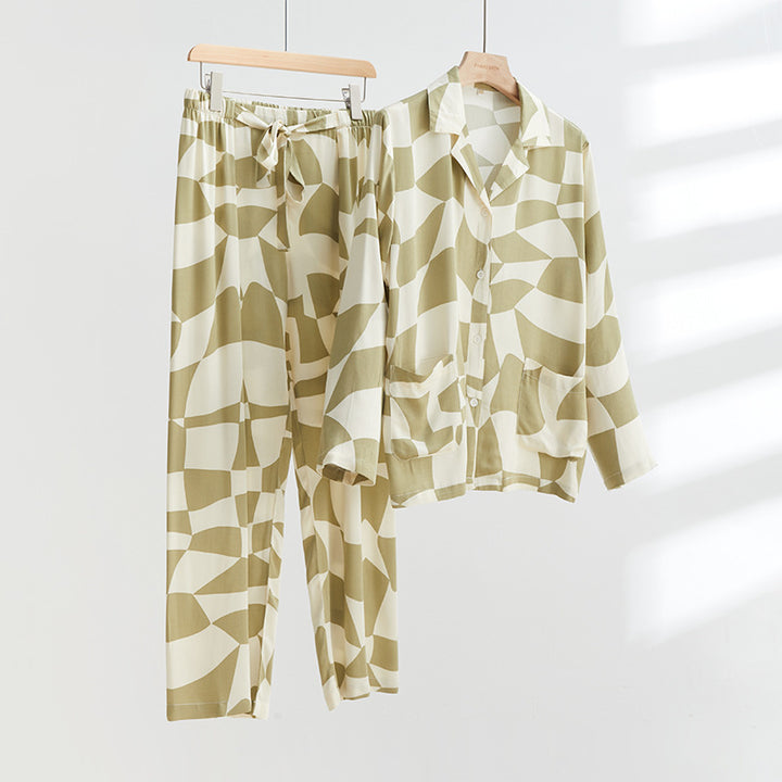 Dame pyjamasæt af let, mønstret stof Stilla