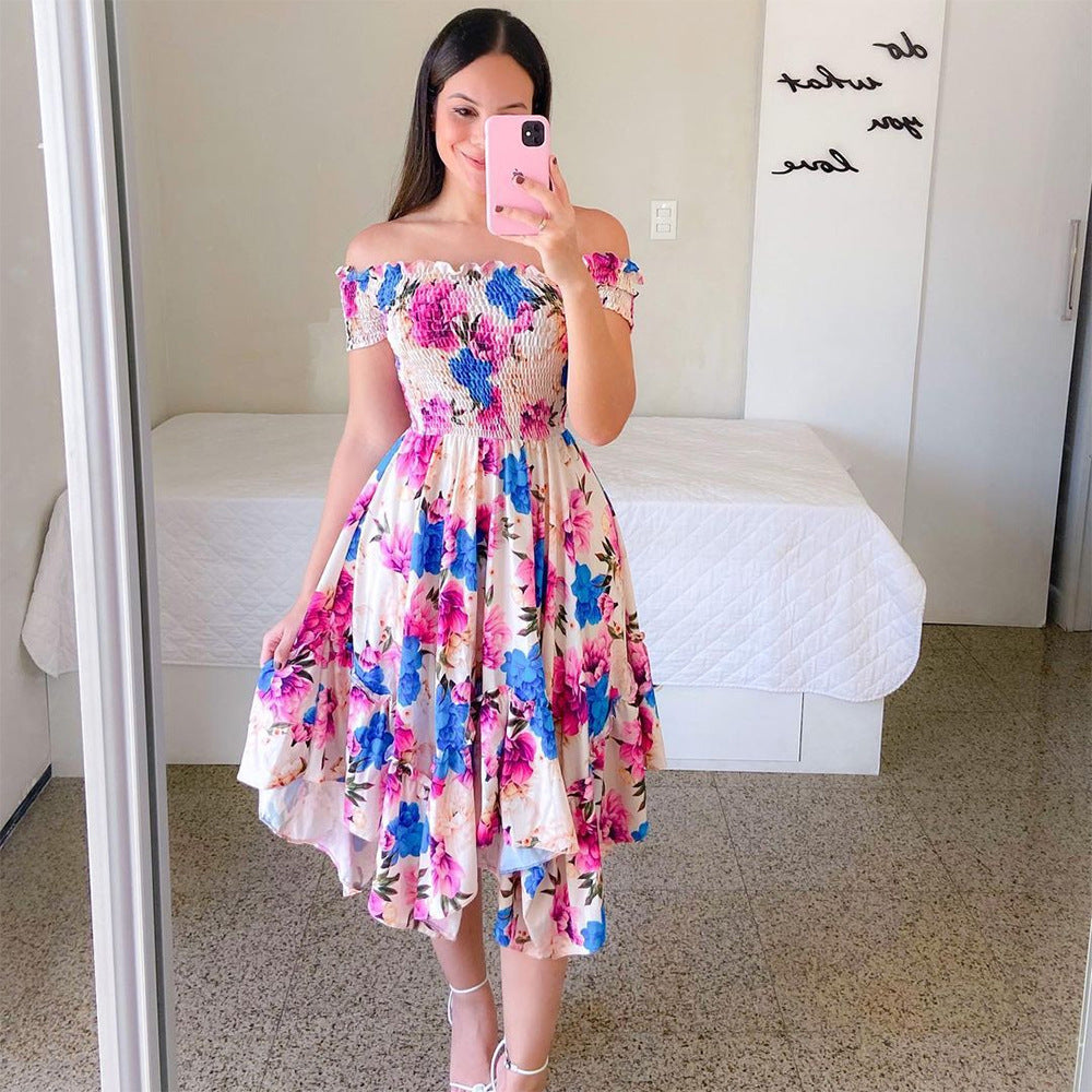 Dame sommerkjole med off-shoulder design og farverig sommerfugletryk Stilla