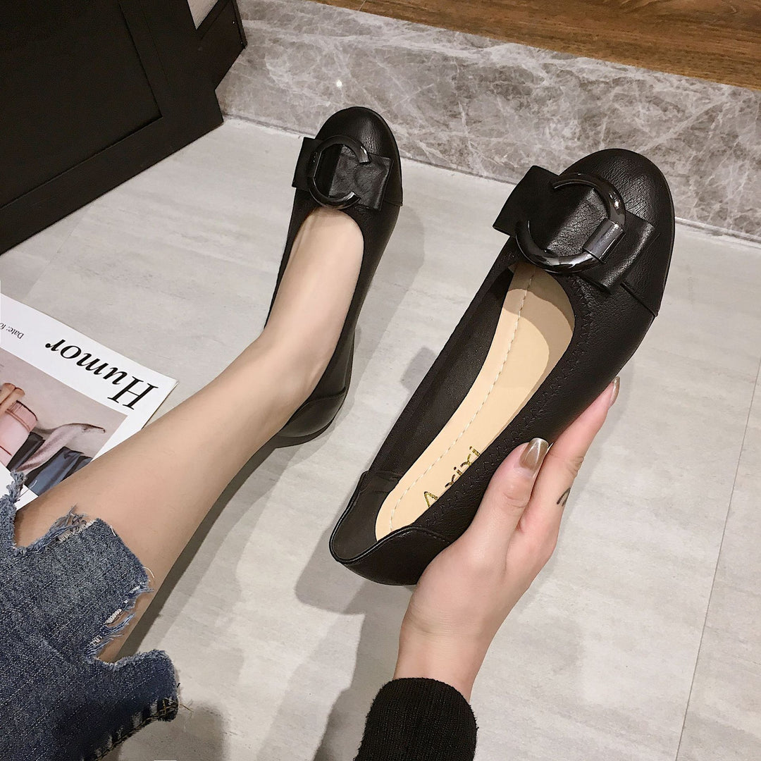 Dame Ballerinas med moderigtigt dekorativt detaljer og komfortabel Soft-Sål Stilla