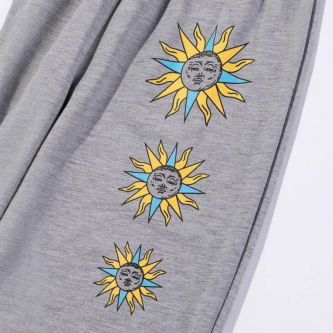 Kvinders komfortable sweatpants med trendy solmotiv Stilla