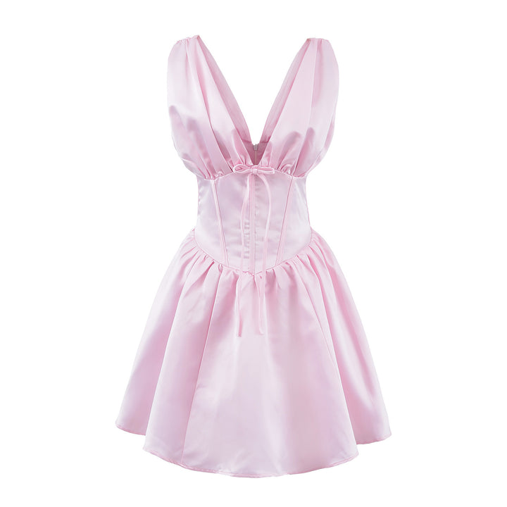 Femme Deep V-udskæring Flared Satin Kjole Stilla