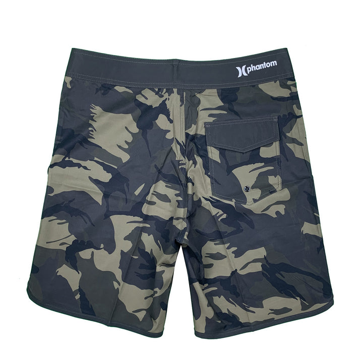 Herre cargo badeshorts med praktisk snørelukning og stilfuldt camouflage-design Stilla