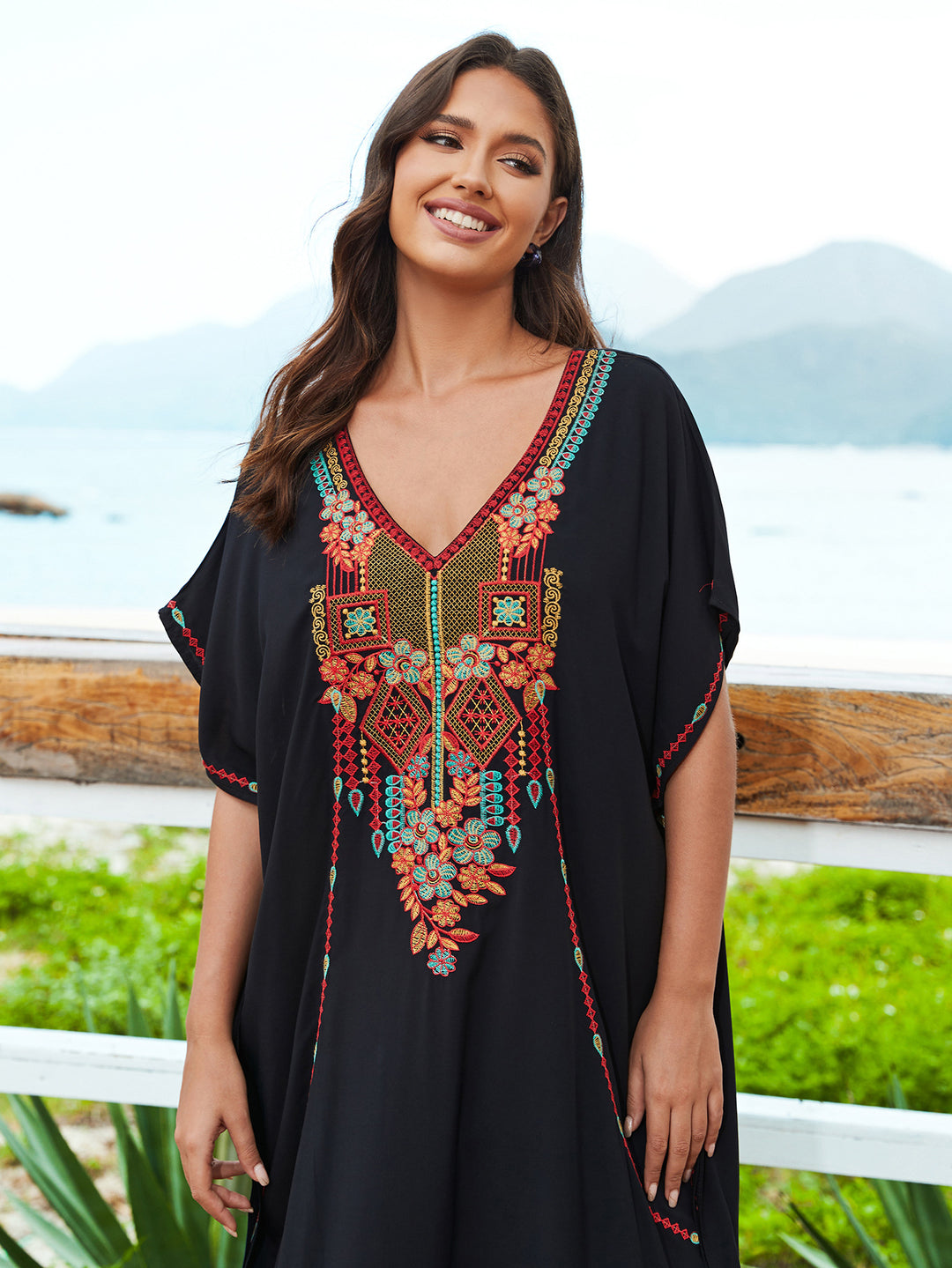 Dame Kaftan med detaljeret broderi og bred pasform Stilla