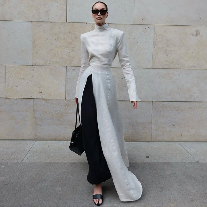 Dame elegant maxikjole med asymmetrisk snit og høj krave Stilla
