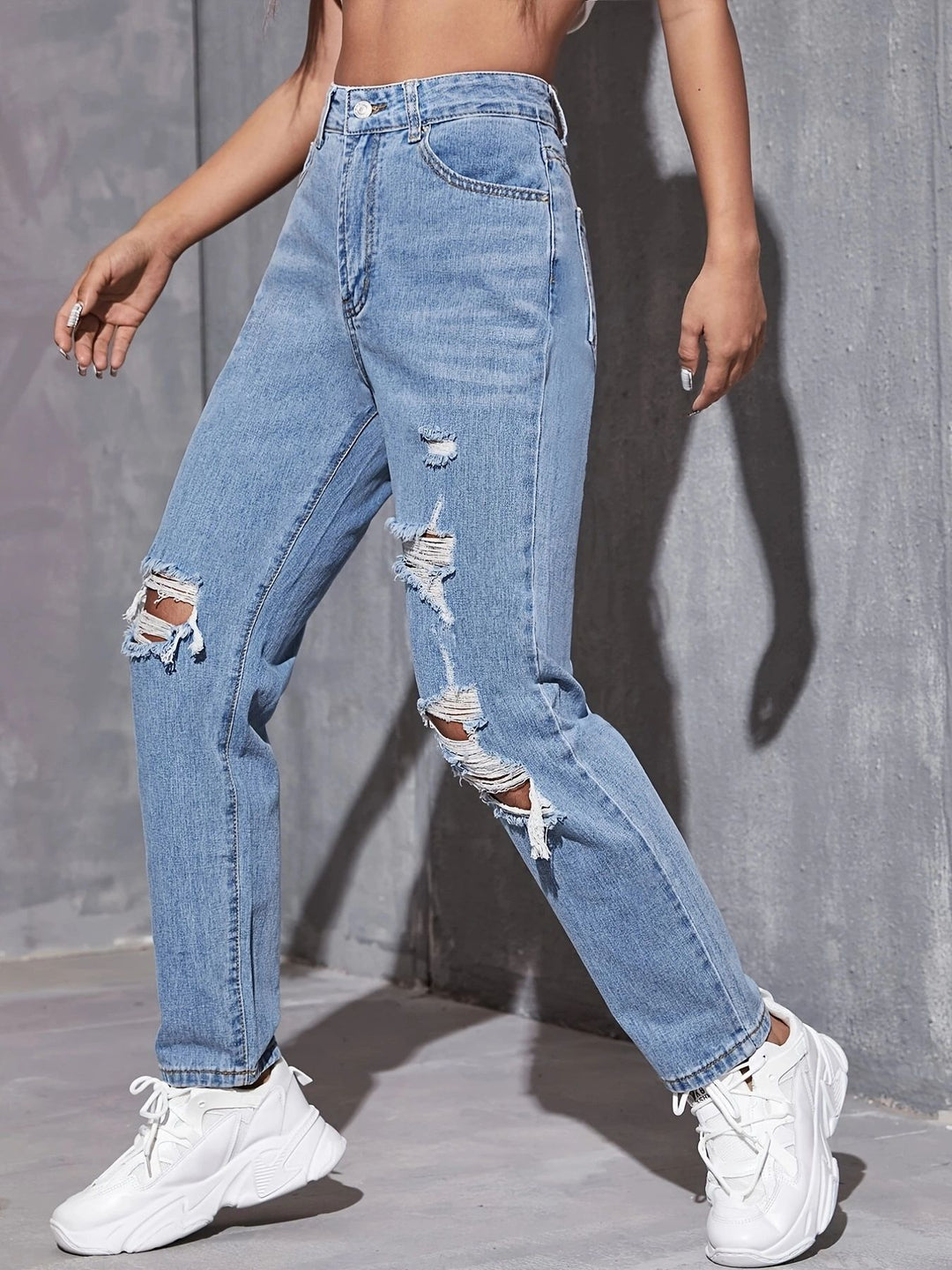 Dame jeans i afslappet boyfriend-snit med stilfulde destroyed-detaljer og høj talje Stilla