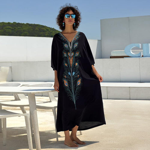Dame elegant kaftan kjole med kunstnerisk påfuglemotiv Stilla