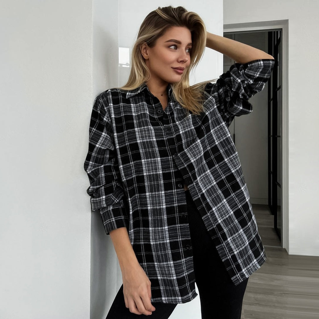 Dame flannel overshirt med moderne ternet mønster og casual snit Stilla