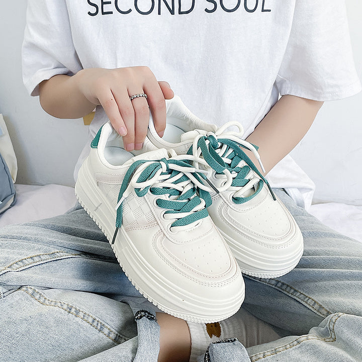 Dame Sneakers med moderne design og let platformssål Stilla