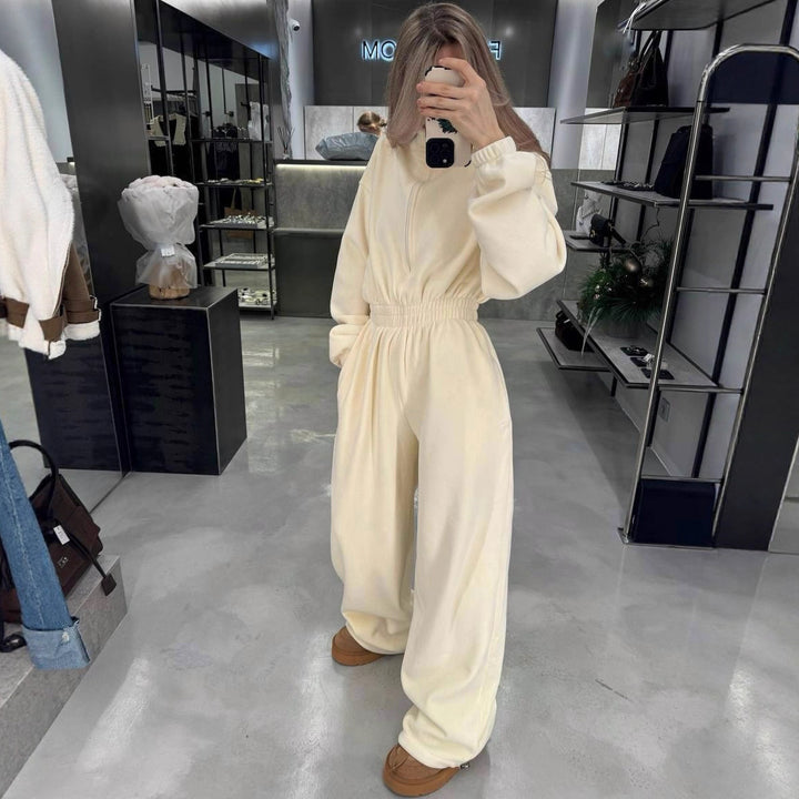 Kvinders fleece jumpsuit med høj krave og praktisk lynlås Skovae