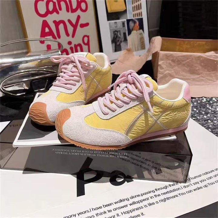 Dame Sneakers i sporty-elegant design med åndbare materialer og/moderne accenter Stilla